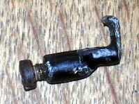 Headlight clip.jpg